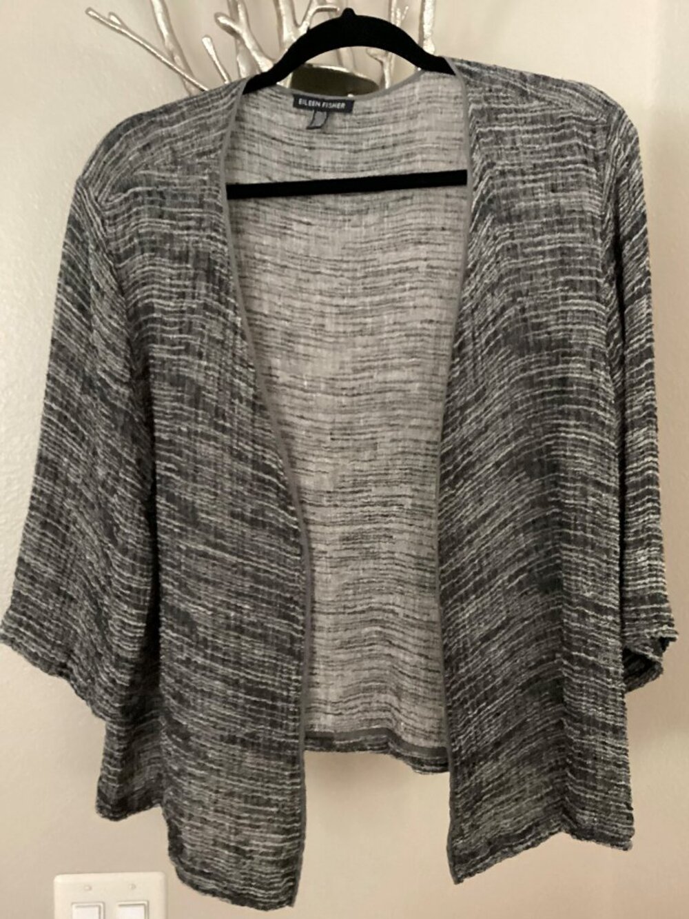 Eileen Fisher black and white patterned shrug, top, size XL, linen, rayon blend